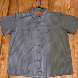 Dickies Men's Gray Striped Casual Shirt